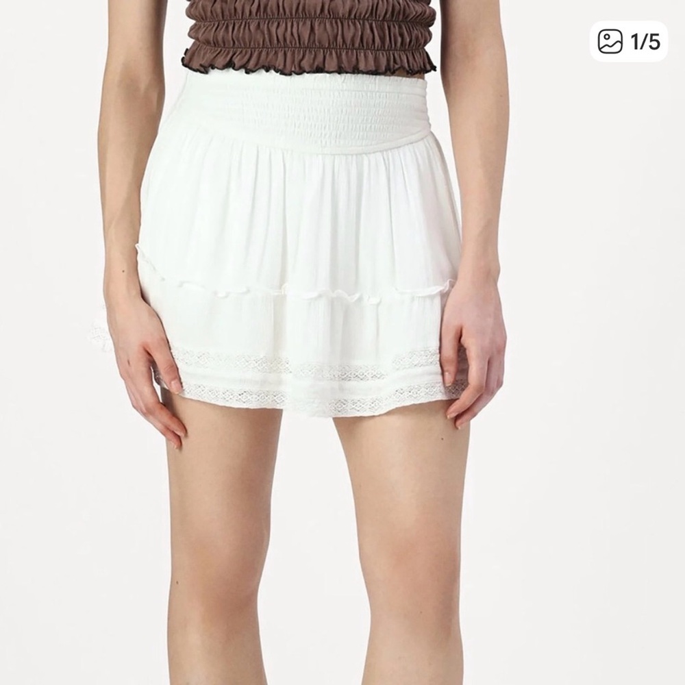 WORN ONCE! Hollister White Skort High Waisted